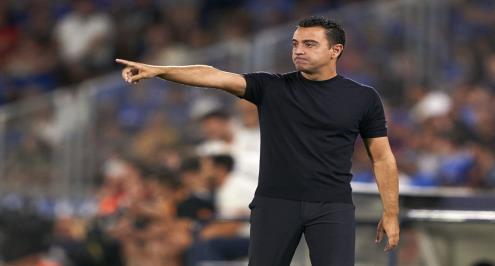 سبورت: تشافي يرغب في خوض تجربة بالدوري الإنجليزي